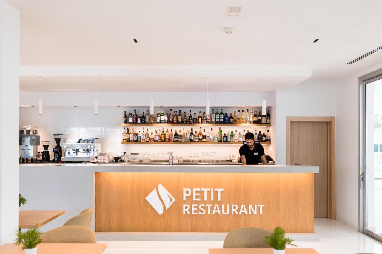 Petit Sagitario Adults Only Hotell Son Carrio  Eksteriør bilde